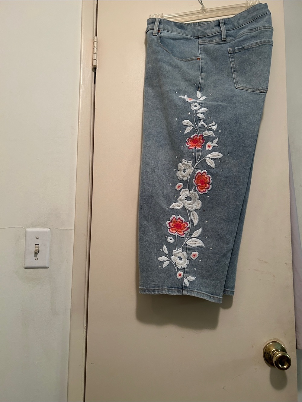 Lane Bryant Embroidered Light Blue Women's Jeans with Floral Detail